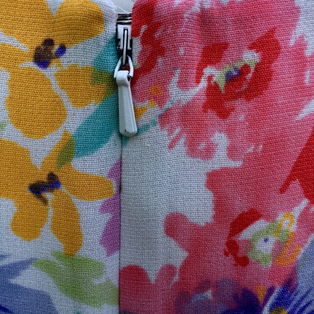 LIZ BAKER FLORAL PASTEL LINED SHIFT DRESS - Picture 9 of 12